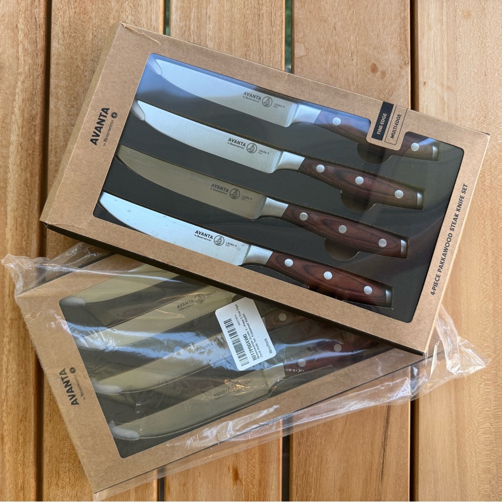 8 Piece Steak Knife Set Wood Handles Brand New